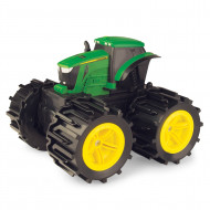 JOHN DEERE traktor with Mega wheels, 46645