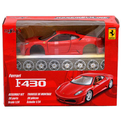 MAISTO DIE CAST auto 1:24 AL Ferrari (Coll. A) 39018 39018