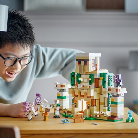21250 LEGO® Minecraft™ Raudgolemi kindlus 21250