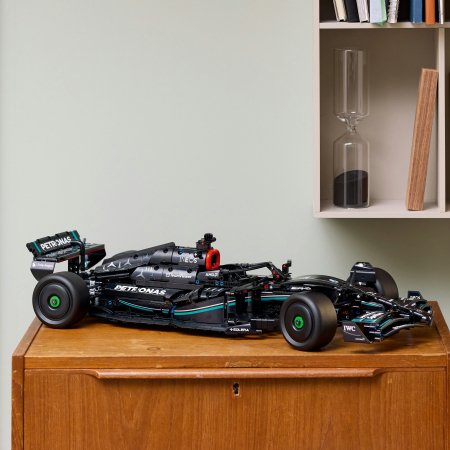 42171 LEGO® Technic Mercedes-AMG F1 W14 E Performance 